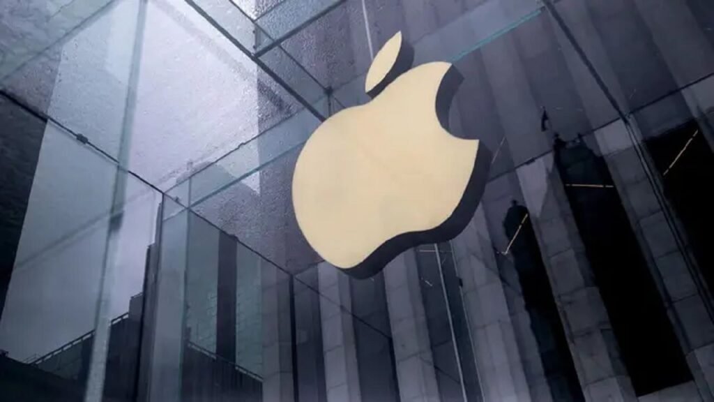 Current image: Apple Set to Open First Official Store in Pakistan Next Month