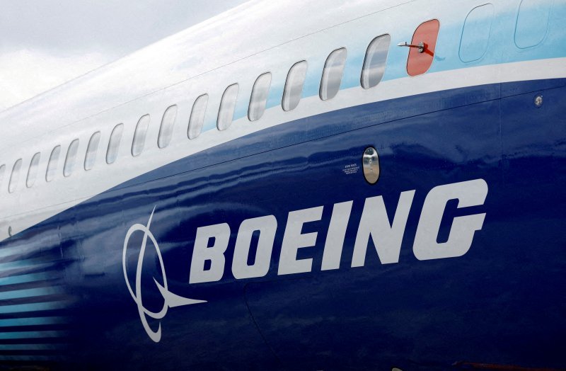 Boeing Pushes for Emissions Waiver to for 35 More 777F Cargo Jets