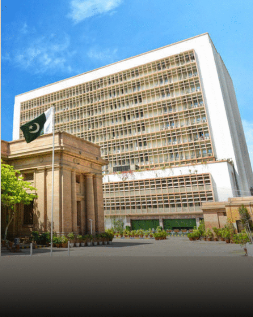 Pakistan's Central Bank Surprises Markets with 50 bps Rate Cut to 10.5%