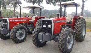 Pakistan's Tractor Sales Plunge to Two-Decade Low in 2025 Amid Farm Distress