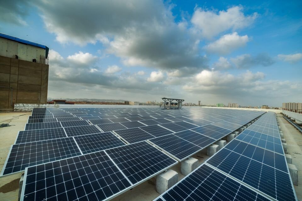 Pakistan Renewable Energy Transition Gains Momentum with Solar and Climate Leadership