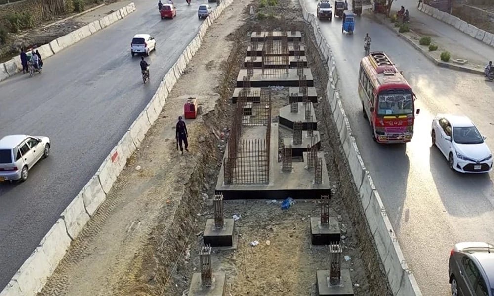 Karachi’s long-delayed Red Line Bus Rapid Transit (BRT) project has regained momentum as the Frontier Works Organisation (FWO) takes over construction on a key section following the removal of the previous contractor. The takeover comes after authorities halted work by the Lot 2 contractor—covering the Mosamiyat to Hasan Square stretch—and sealed its office due to ongoing delays and performance concerns. With the site now handed over, FWO has deployed machinery and workforce to restart construction activities across multiple نقاط along the corridor. In the initial phase, efforts are focused on repairing roads being used as alternative traffic routes to ease commuter disruptions. The organisation has also placed signage along the route to inform the public about ongoing work and acknowledge the inconvenience caused by construction. This development follows the Sindh government’s decision to cancel the earlier contract due to persistent delays, slow progress, and failure to meet required standards. Officials aim to fast-track progress under FWO’s supervision, with renewed efforts to restore public confidence in one of Karachi’s most critical urban transport projects, which has faced repeated setbacks since its launch.