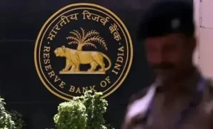 India Sells Net $6.1 Billion to Support Rupee Amid Oil Price Surge